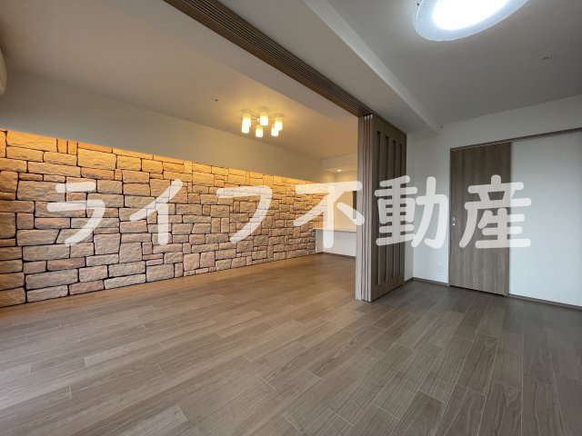 プレジオ永和ASIANの内装|明るい室内です