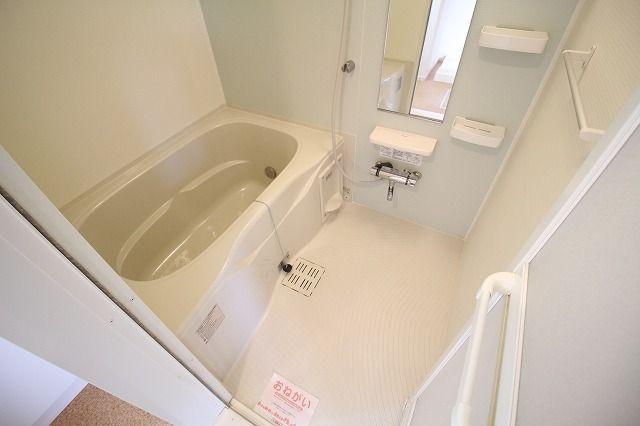 プレシャス蔵上Ⅱの浴室