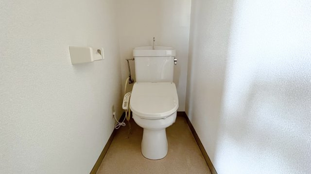 ハイツグローリアスのトイレ|※対象不動産別部屋となります。