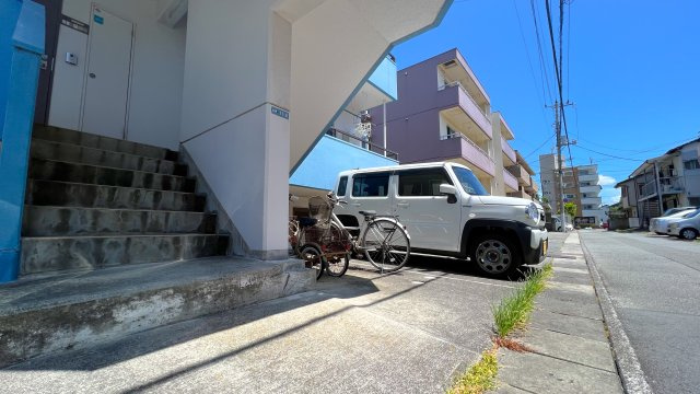 ハイツグローリアスのエントランス