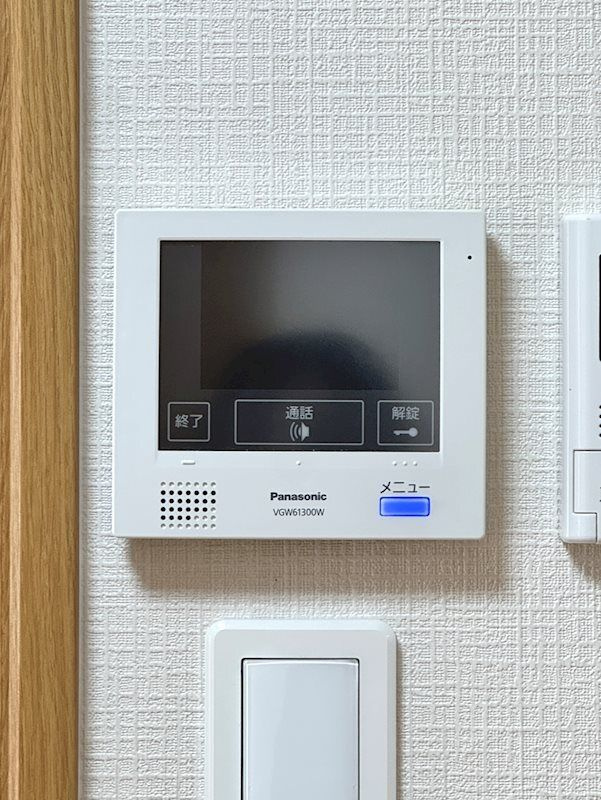 プレアデス2017のセキュリティ|モニター付きインターホンなので、訪問者の顔を確認できます