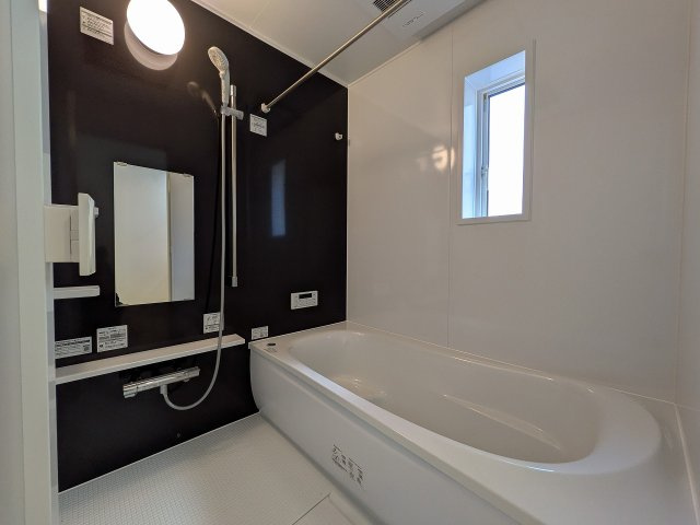 八王子市　川口町　新築一戸建て　８８期の浴室|～のびのびくつろげるバスルーム　１日の締めくくりに癒やしのバスタイムを～
