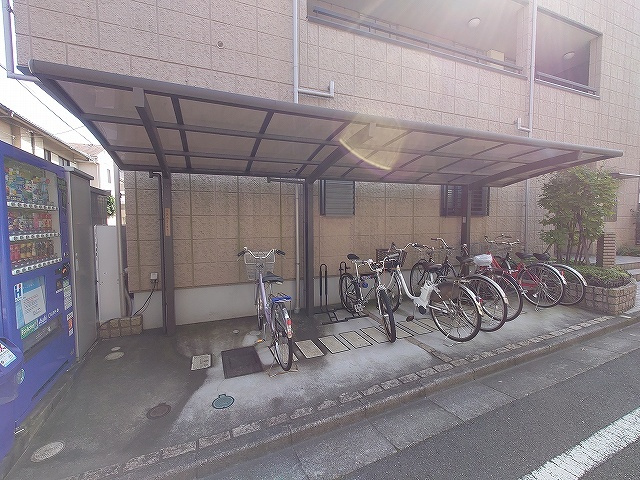 ヘーベルハウス南長崎のその他共用部分|★屋根付き駐輪場★