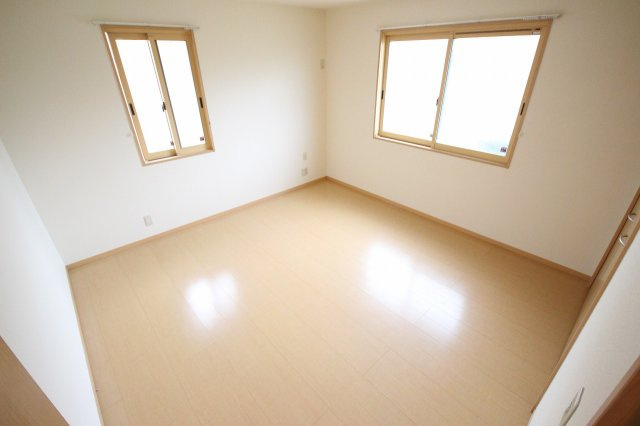 梅田様戸建の寝室|※お部屋により仕様が異なる場合があります※