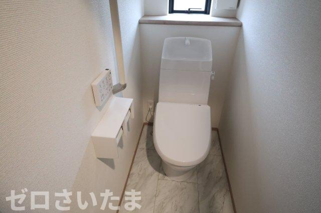 《仲介手数料無料》西区大字指扇775-2新築一戸建てハートフルタウンのトイレ