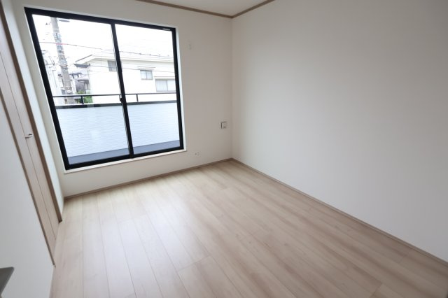 《仲介手数料無料》西区大字指扇775-2新築一戸建てハートフルタウンの洋室