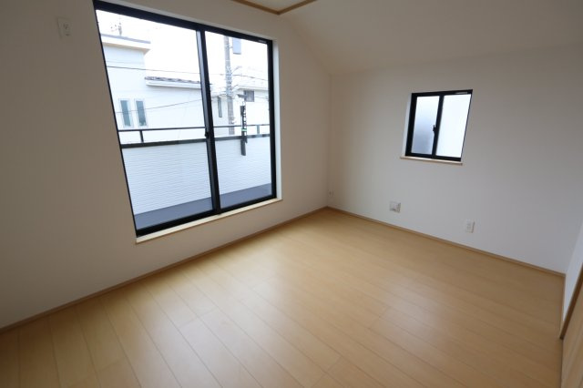 《仲介手数料無料》西区大字指扇775-2新築一戸建てハートフルタウンの洋室