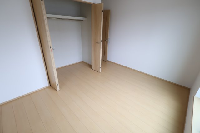 《仲介手数料無料》西区大字指扇775-2新築一戸建てハートフルタウンの洋室