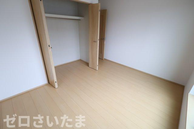 《仲介手数料無料》西区大字指扇775-2新築一戸建てハートフルタウンの洋室