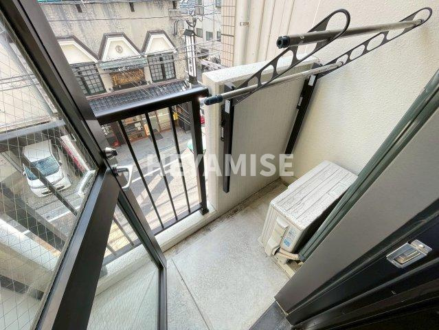 modern palazzo眼鏡橋のバルコニー