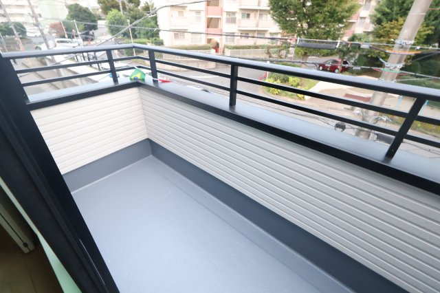 《仲介手数料無料》緑区原山２丁目39-24(全1戸)新築一戸建てケイアイスタイルのバルコニー|撮影日 2025年10月10日 17:00 曇り