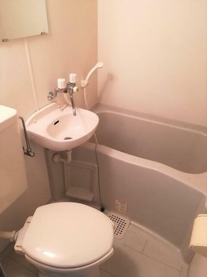 さいたま市浦和区常盤１丁目の賃貸マンションのトイレ