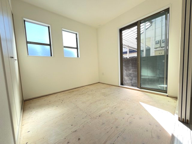 【和室】 | 福岡市南区鶴田4丁目4期　1号棟（全3棟）【仲介手数料無料・0円】 | 現地写真。1階和室です。