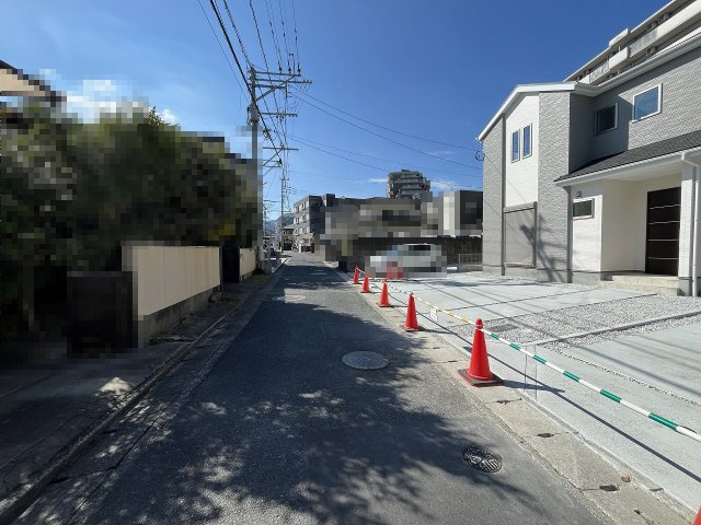 【その他】 | 福岡市南区鶴田4丁目4期　1号棟（全3棟）【仲介手数料無料・0円】 | 現地写真。前面道路です。
