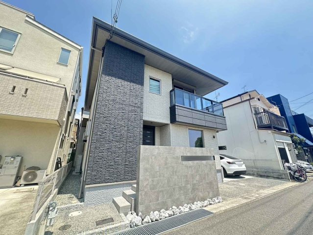 上河原通４丁目中古戸建の前面道路含む現地写真
