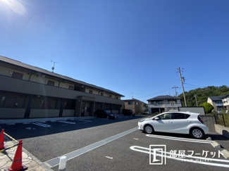 【駐車場】