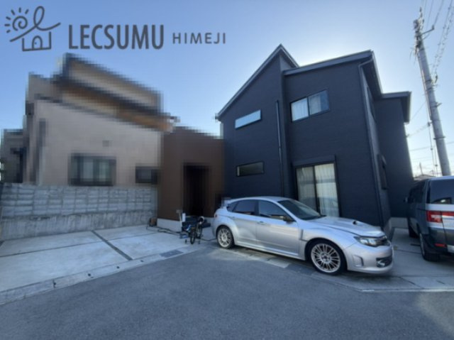 姫路市飾磨区加茂／中古戸建の駐車場