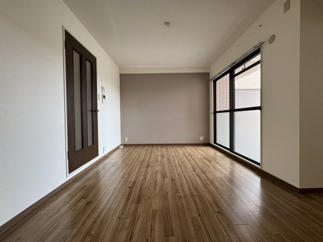 エルヴェ服部の居間・リビング