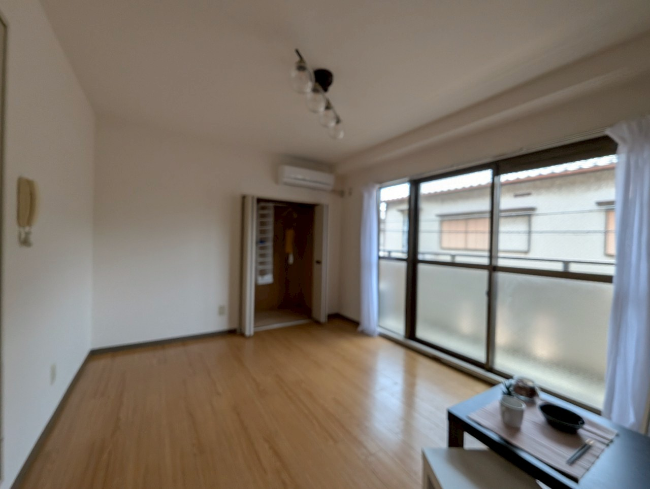 ドエル豊島の洋室