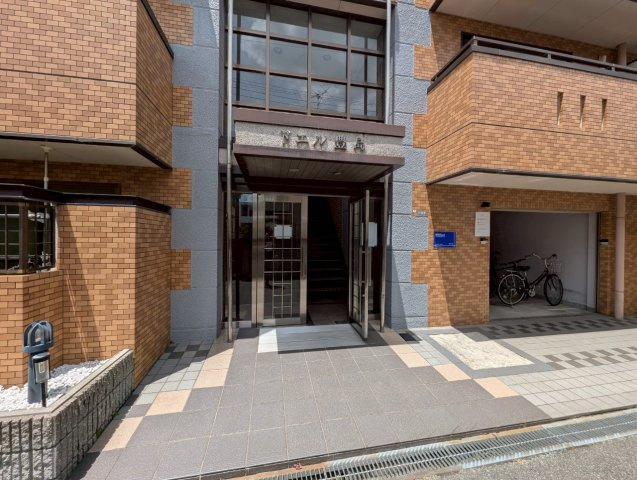 ドエル豊島のエントランス