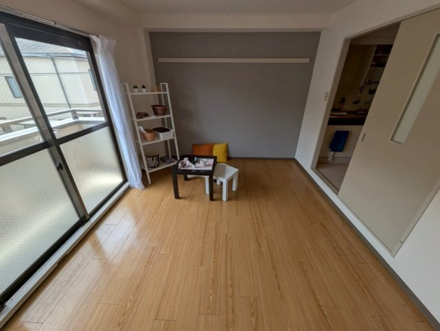 ドエル豊島の洋室