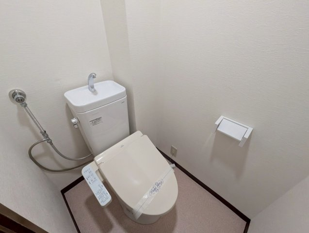 シャルム池田１号棟のトイレ