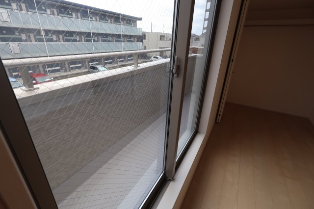 【バルコニー】 | 《仲介手数料無料》岩槻区美幸町4-33(全1戸)新築一戸建てリーブルガーデン | 撮影日 2025年10月20日 14:00 曇り