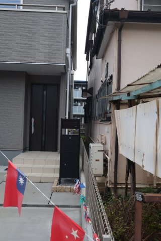 【外観】 | 《仲介手数料無料》岩槻区美幸町4-33(全1戸)新築一戸建てリーブルガーデン | 撮影日 2025年10月20日 14:00 曇り