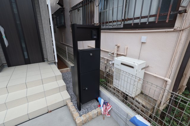 【セキュリティ】 | 《仲介手数料無料》岩槻区美幸町4-33(全1戸)新築一戸建てリーブルガーデン | 撮影日 2025年10月20日 14:00 曇り