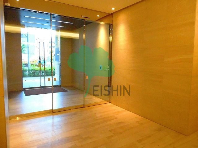 エンクレスト博多駅東2のエントランス