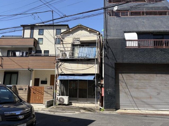 台東区根岸５丁目の売地の外観