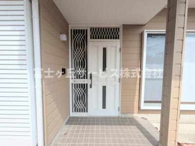 【エントランス】 | 浜松市浜名区内野台4丁目 中古戸建て | エントランスです