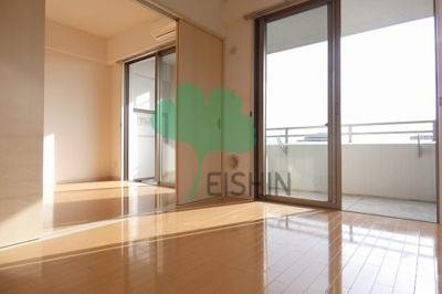 【居間・リビング】 | サムティ吉塚EAST | アレンジ自由自在の広々空間です！