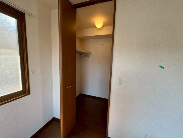 ローズヴィラA棟１の収納