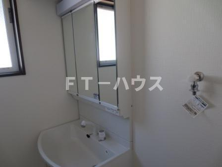 オーラブリエの洗面所