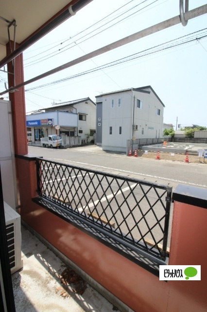 ミユキプレイス高崎下小鳥のバルコニー