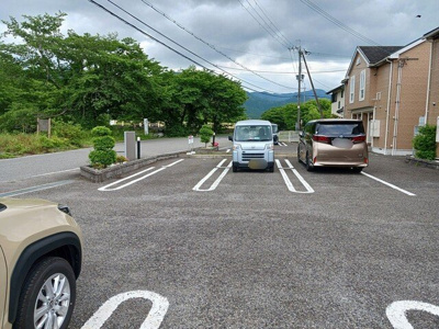 【駐車場】 | アルバプラシードⅡ