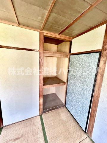 八尾れとろハウスの収納