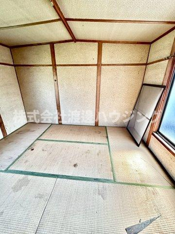 八尾れとろハウスの和室