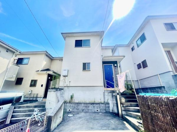 横浜市戸塚区上矢部町の中古一戸建の外観|いつでもご案内可能です！
お車でご自宅まで送迎承ります。