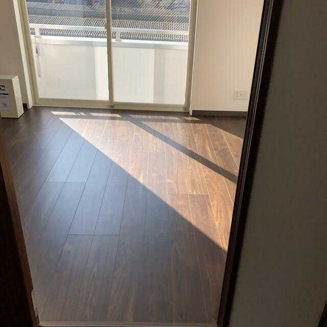 第２鳥丸ビルの洋室