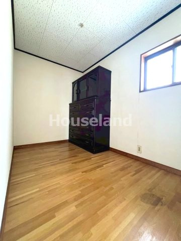 六十谷戸建　の洋室