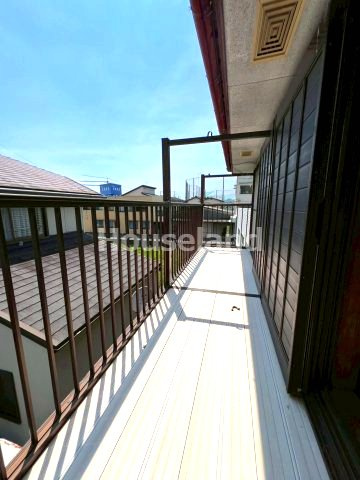 六十谷戸建　のバルコニー