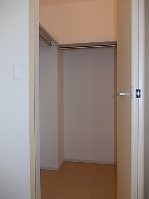 エルフィン　二番館の収納