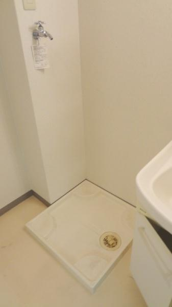 大阪市大正区三軒家西１丁目の店舗の洗面所|★室内洗濯置き場★