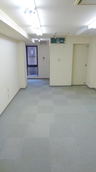 大阪市大正区三軒家西１丁目の店舗の洋室