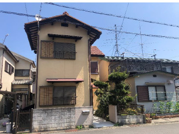 近江八幡市上田町の住宅付店舗戸建の外観