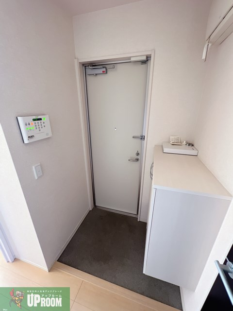 リヴァージュの玄関