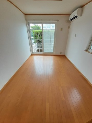 アルモニーの内装