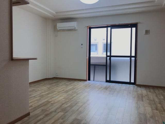 メゾン丸山の居間・リビング|リビング